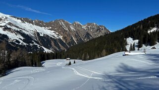 Feutersoey - Blattipass Rando 2025