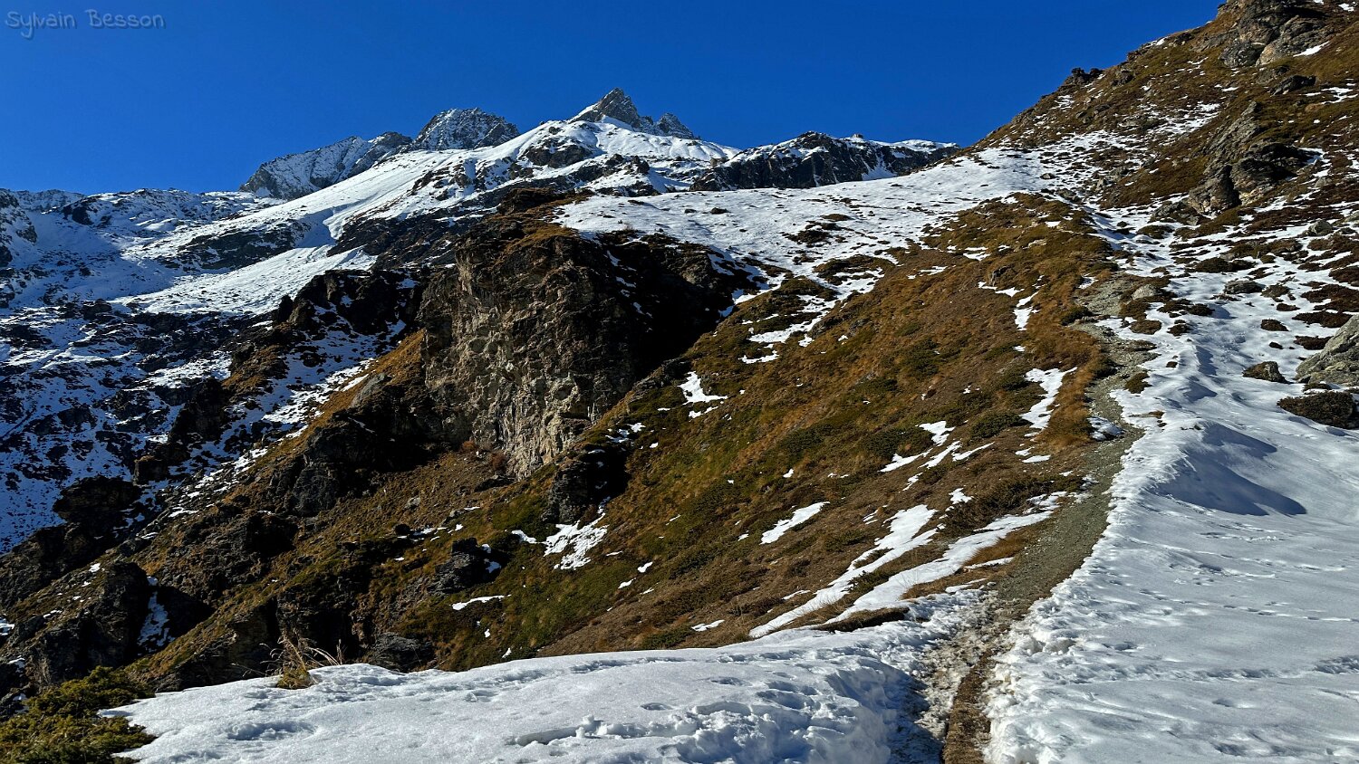 Le Lac Bleu 2091 m - Val d'Arolla Rando 2025