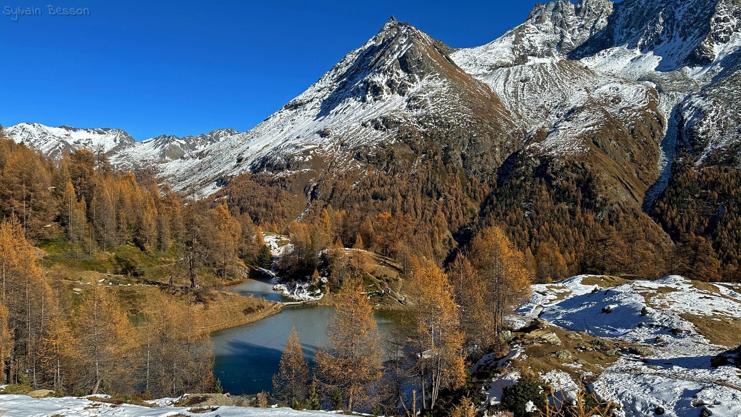 Le Lac Bleu 2091 m - Val d'Arolla Rando 2025
