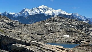 Col du Corbeau 2603 m - Mont-Blanc 4810 m null