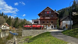 Lac des Brenets - Le Saut-du-Doubs null