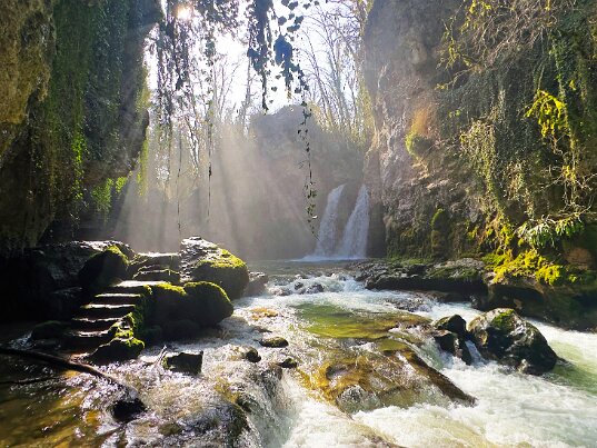 La Tine de Conflens - Cascade du Dard 2026 Vaud - Suisse