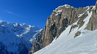 Mont-Blanc 4810 m - Le Brévent 2525 m null