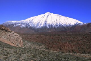 La Cañadas - Pico del Teide 3717 m La Cañadas - Pico del Teide 3717 m