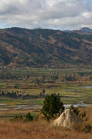 Sur les hauteurs de Manandona Madagascar 2008