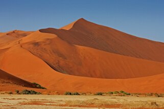 Sossusvlei - Désert du Namibe Namibie 2010