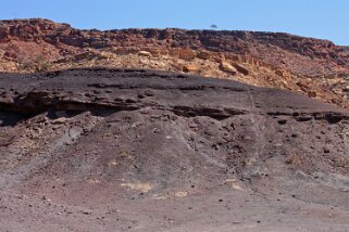 Burnt Mountain - Twyfelfontein Namibie 2010