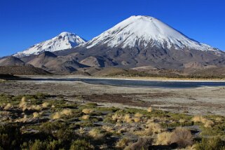 Lago Chungará - Pomerape 6222 m - Parinacota 6348 m - Parque Nacional Lauca Chili 2011