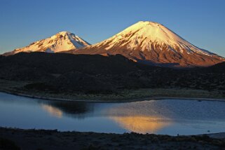 Lago Chungará - Pomerape 6222 m - Parinacota 6348 m - Parque Nacional Lauca Chili 2011