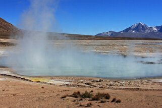 Termas de Pollequere - Salar de Surire Chili 2011