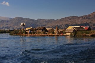 Les îles flottantes des Uros Pérou 2012