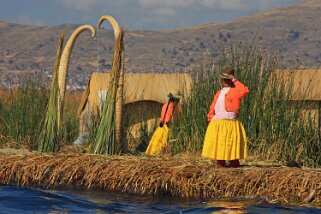 Les îles flottantes des Uros Pérou 2012