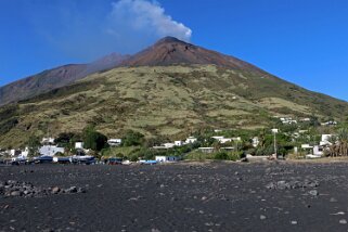 Stromboli 926 m Italie 2015