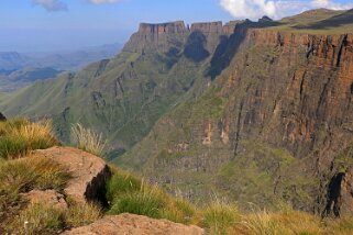 Amphithéâtre - Devil's Tooth 3047 m Afrique du Sud 2019