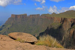 Amphithéâtre - Devil's Tooth 3047 m Afrique du Sud 2019