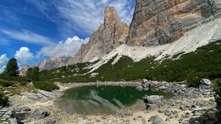 Lago Lagazuol 2182 m Dolomites 2022