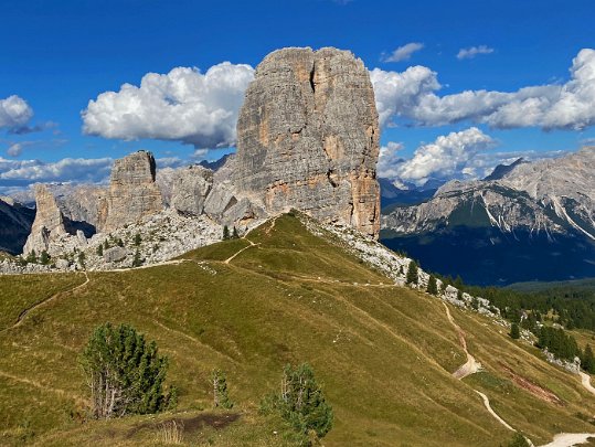 Cinque Torri - Nuvlau Vénétie - Italie