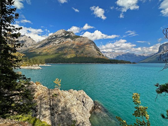 Lake Minnewanka - Parc National de Banff Alberta - Canada