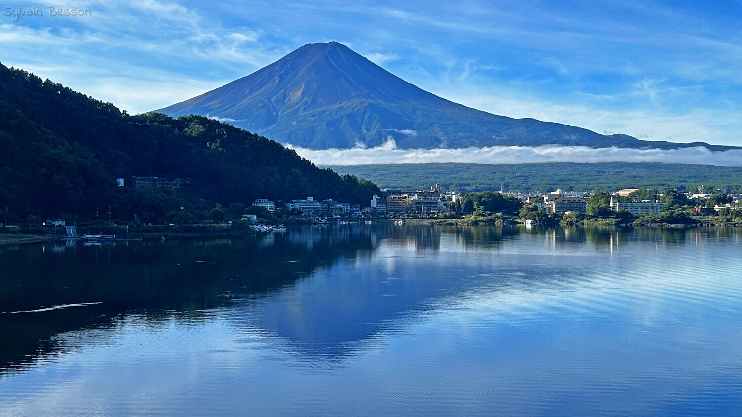 Lac Kawaguchi - Fujikawaguchiko - Mont Fuji 3776 m Japon 2025