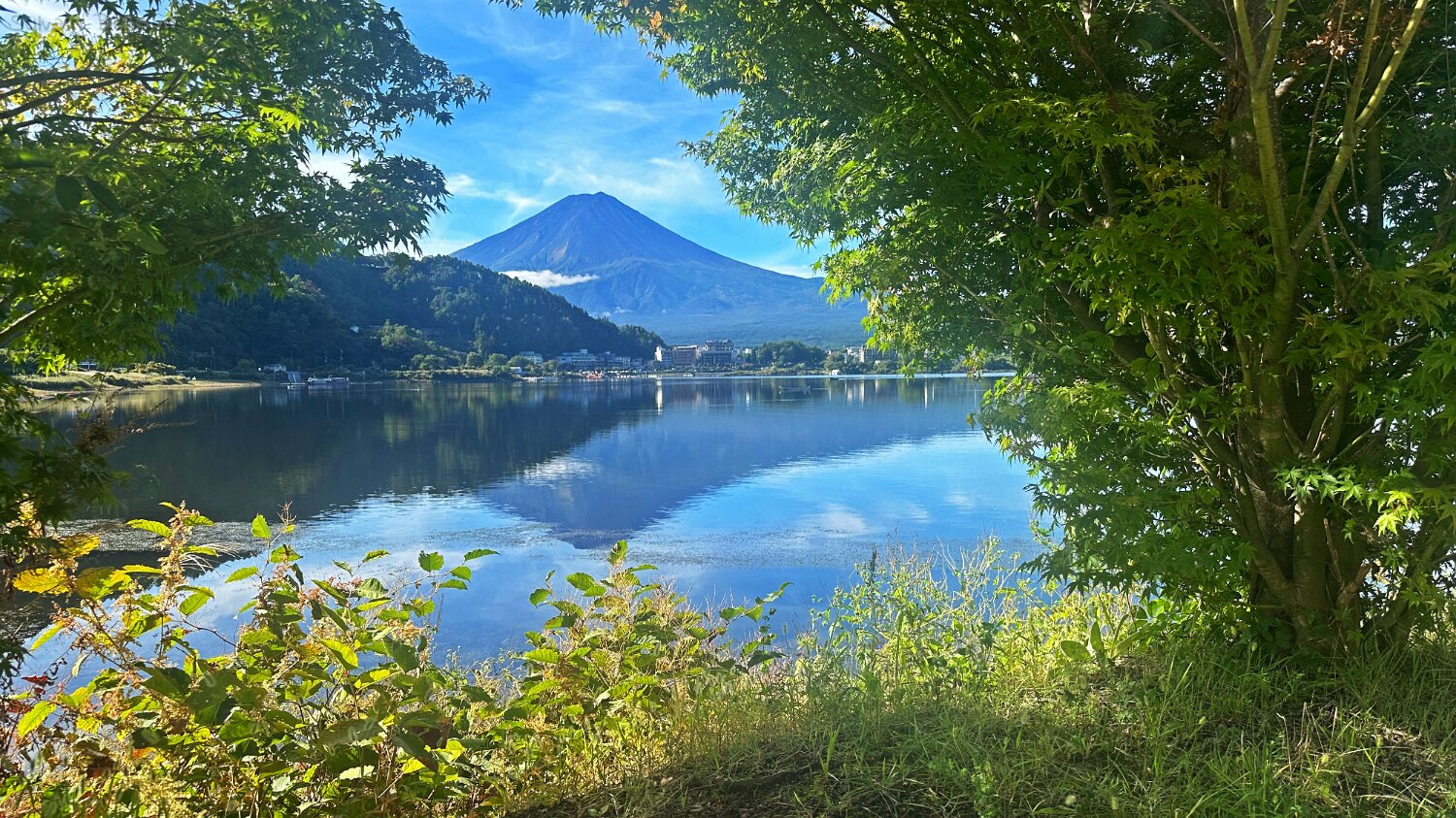 Lac Kawaguchi - Fujikawaguchiko - Mont Fuji 3776 m Japon 2025