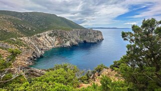 Baia dei faraglioni null