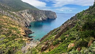 Baia dei faraglioni null