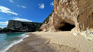 Cala Luna null